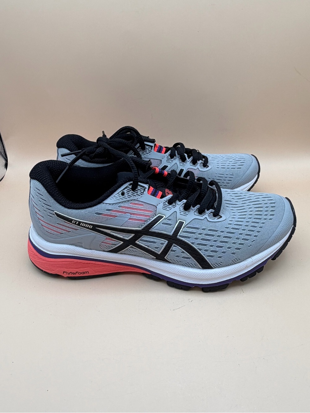 ASICS GT1000 Women's Size 6 Light Blue Running Shoes with Black and Pink Accents